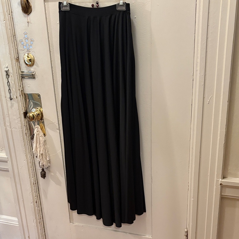 Chic Black Maxi Skirt for Women